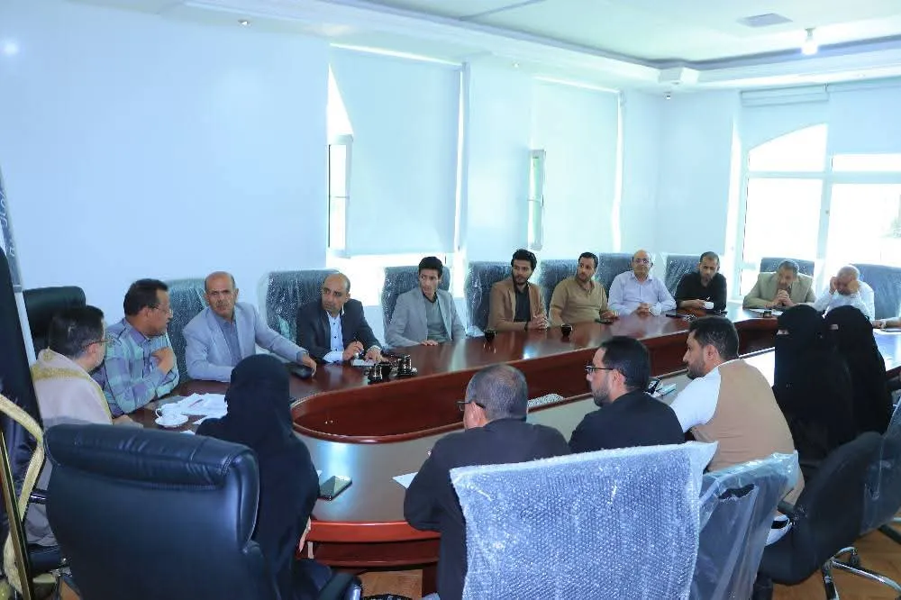 With a forward-looking vision towards excellence, the UAE University discusses marketing plans for admissions and registration for the academic year 1448 AH in an extensive meeting with the faculty of the College of Engineering.