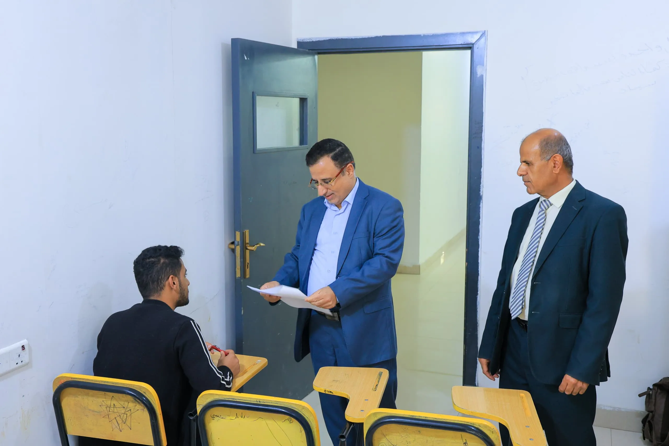 بداية جادة نحو التميُّز.. انطلاق الإمتحانات النهائية للفصل الثاني لطلبة المستوى الأول بكلية الهندسة