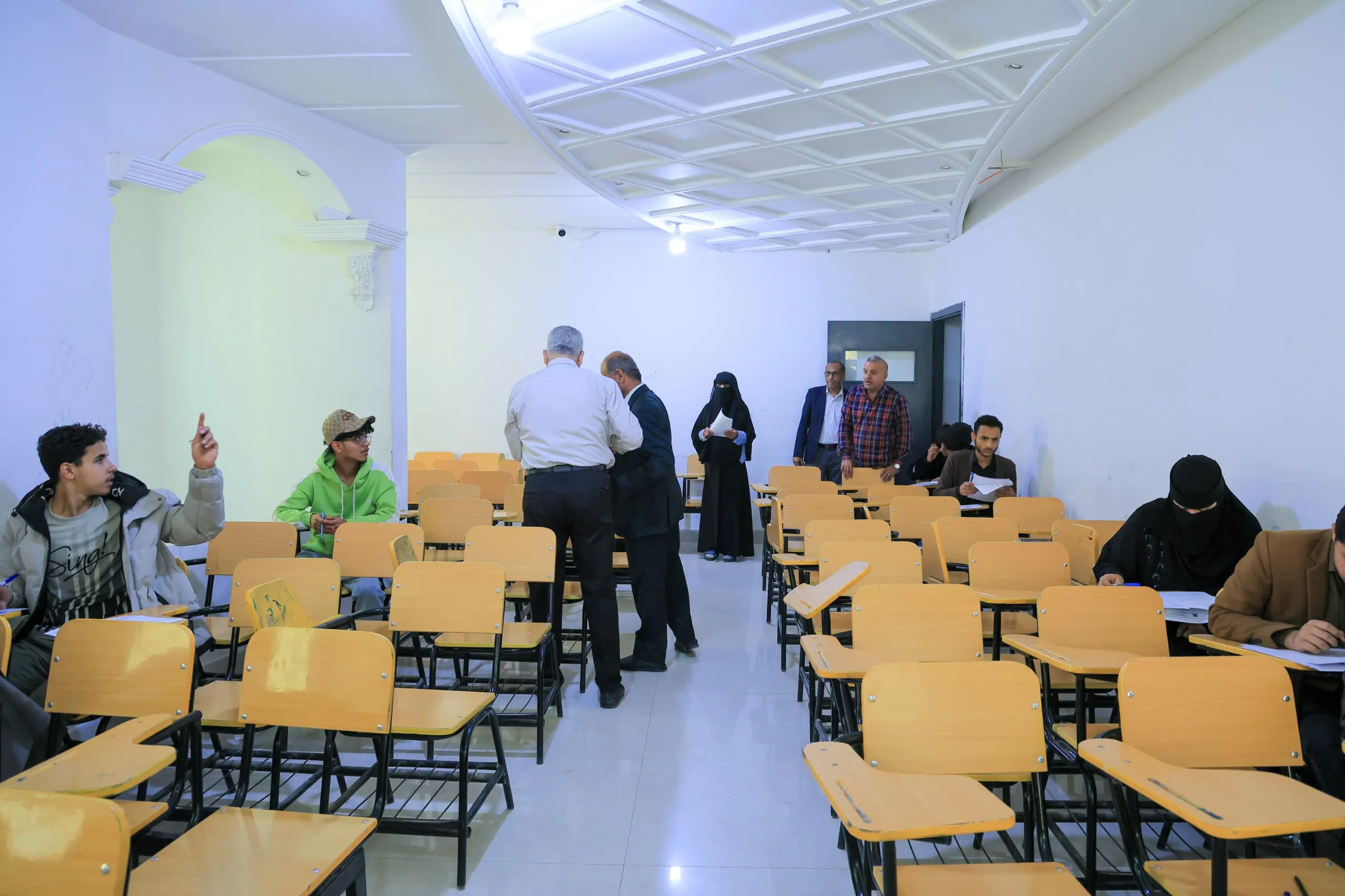 بداية جادة نحو التميُّز.. انطلاق الإمتحانات النهائية للفصل الثاني لطلبة المستوى الأول بكلية الهندسة