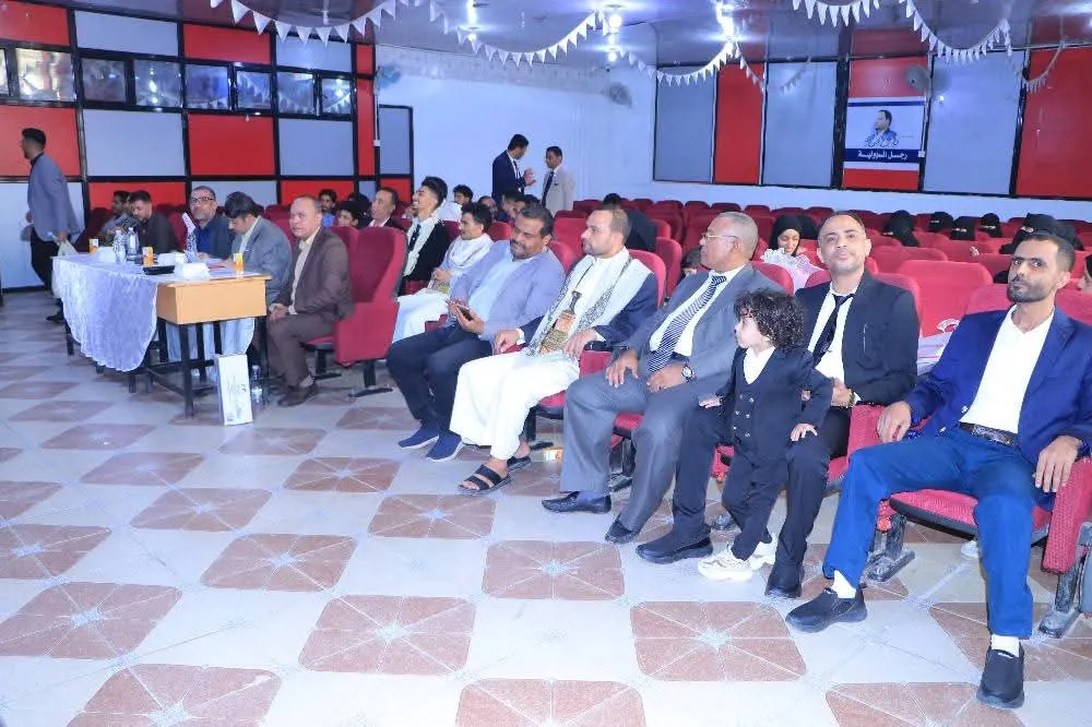 حين تتحول المعرفة إلى حلول.. طالبات “الإماراتية الدولية” يرسمن مستقبل التجارة الإلكترونية في اليمن