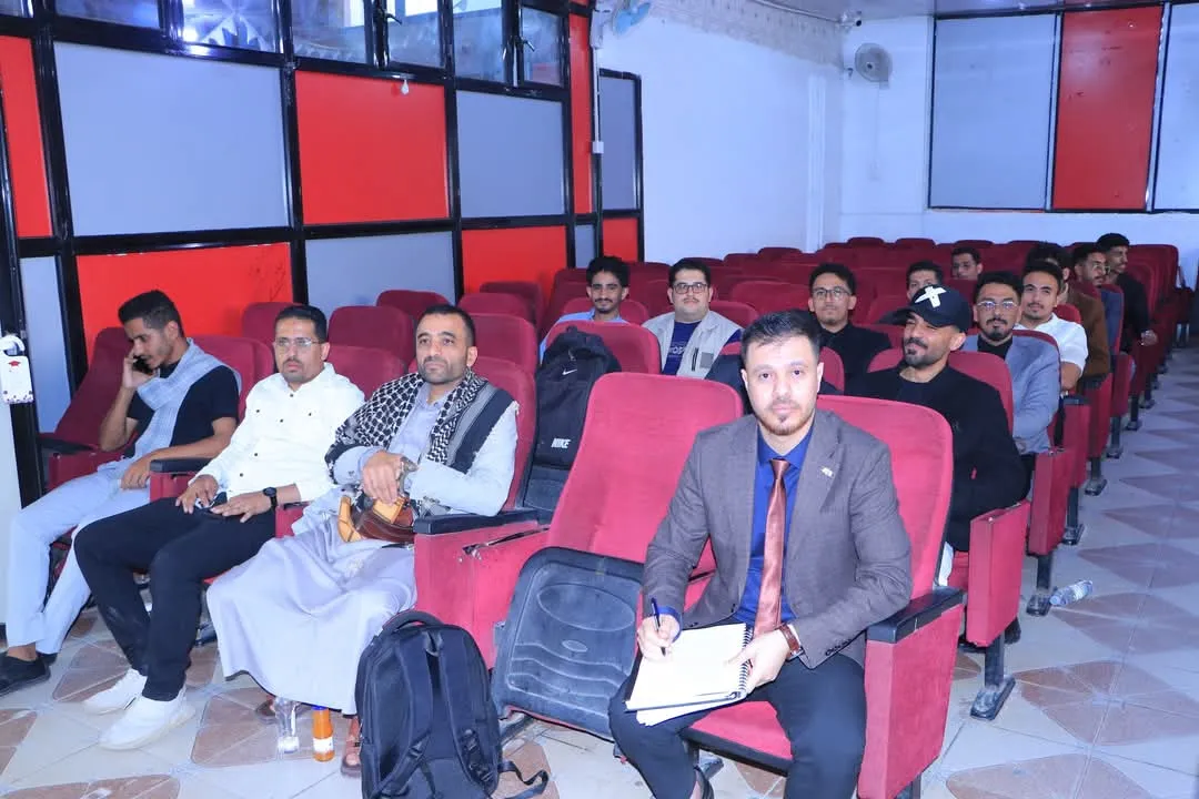 حين تتحول المعرفة إلى حلول.. طالبات “الإماراتية الدولية” يرسمن مستقبل التجارة الإلكترونية في اليمن
