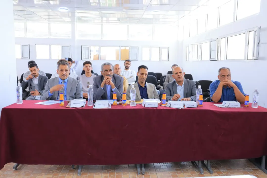 بمشروع صناعي واعد.. طلاب الهندسة الكيميائية بالجامعة الإماراتية يضعون رؤية متكاملة لإنشاء مصنع البولي إيثيلين من الغاز الطبيعي في اليمن