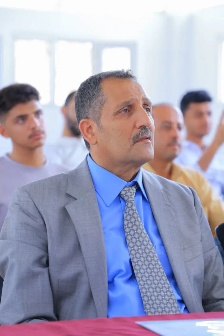 بمشروع صناعي واعد.. طلاب الهندسة الكيميائية بالجامعة الإماراتية يضعون رؤية متكاملة لإنشاء مصنع البولي إيثيلين من الغاز الطبيعي في اليمن