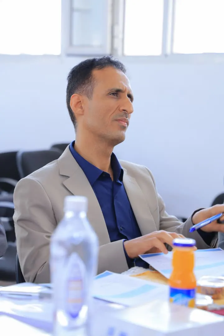 بمشروع صناعي واعد.. طلاب الهندسة الكيميائية بالجامعة الإماراتية يضعون رؤية متكاملة لإنشاء مصنع البولي إيثيلين من الغاز الطبيعي في اليمن