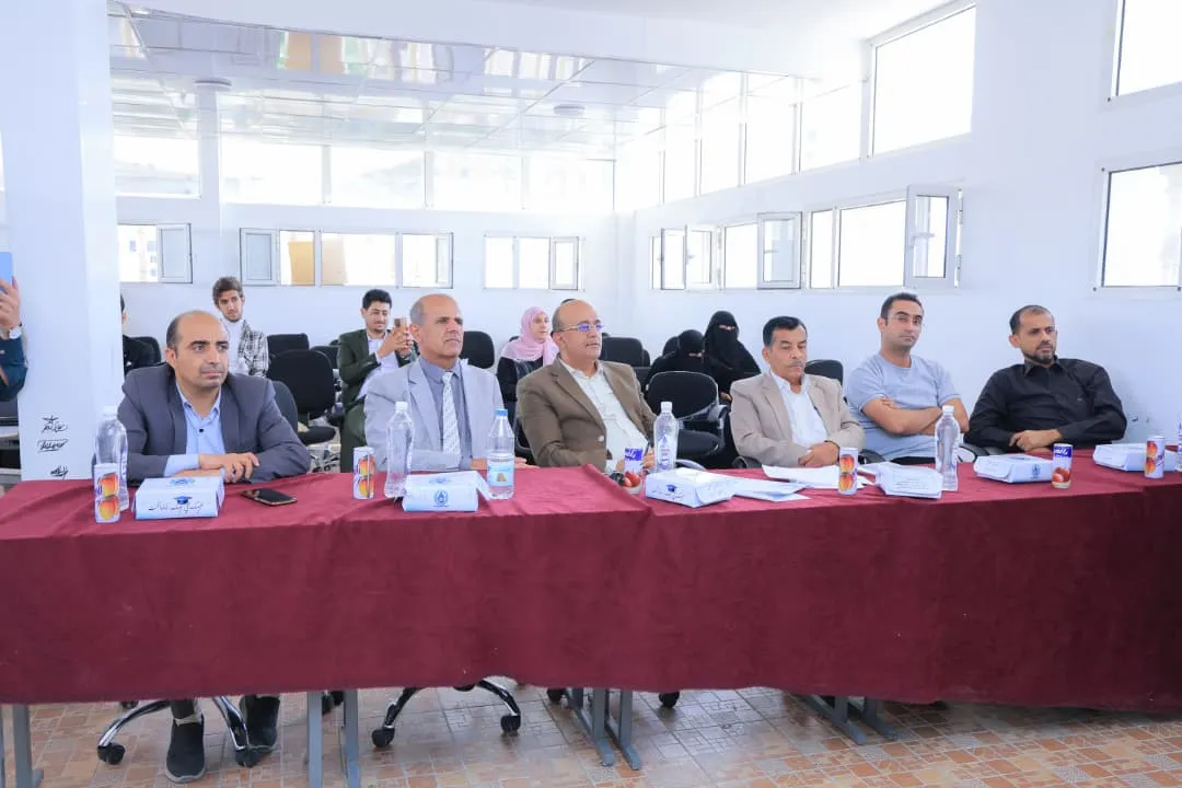 المرشد الطبي الذكي.. مشروع تقني مبتكر يجسد تميز مخرجات الجامعة الإماراتية في صناعة حلول تخدم المجتمع