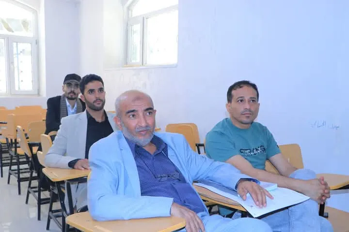 "من الفكرة إلى أفق المدن الذكية".. مناقشة مشروع تخرج لطالب من قسم الهندسة المدنية عبارة عن برج إداري معدني بمعايير هندسية عالمية