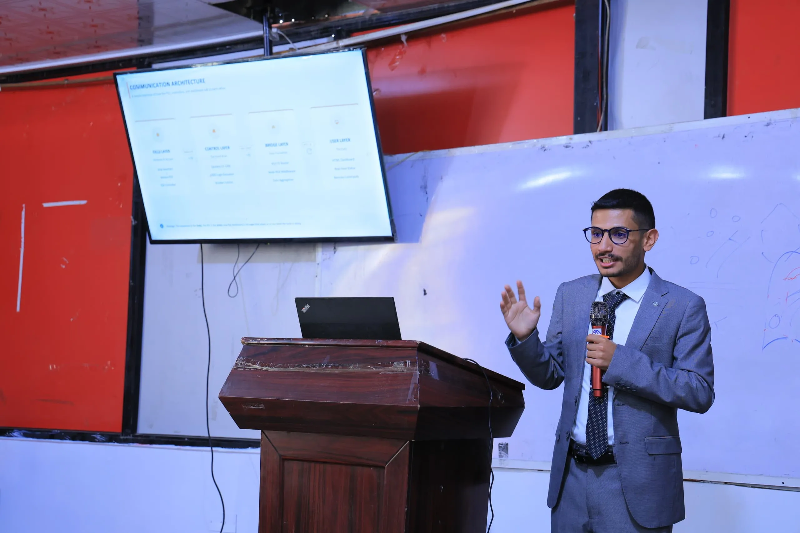 A promising engineering innovation from the UAE University: Mechatronics students present a smart project for managing hybrid energy and lighting rural Yemen with renewable energy.