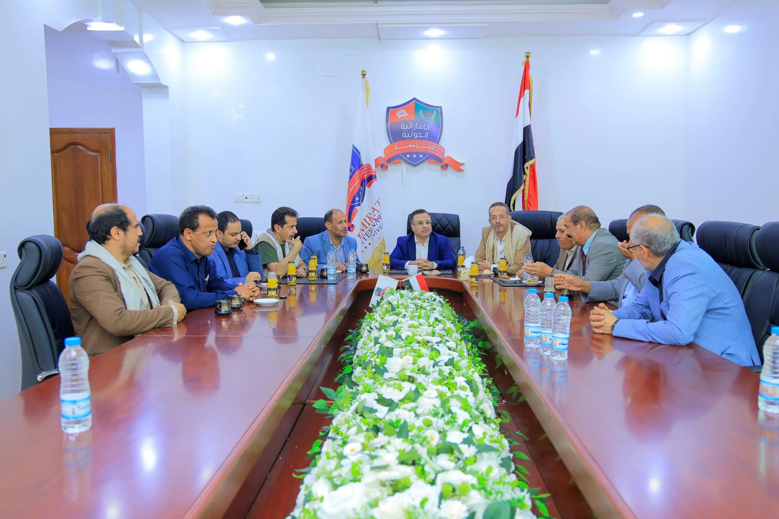 A partnership that shapes the future of medical education in Yemen: The Emirates International University and the Modern Private Hospital sign an agreement to accredit the hospital as a "University Hospital of the Emirates International University".