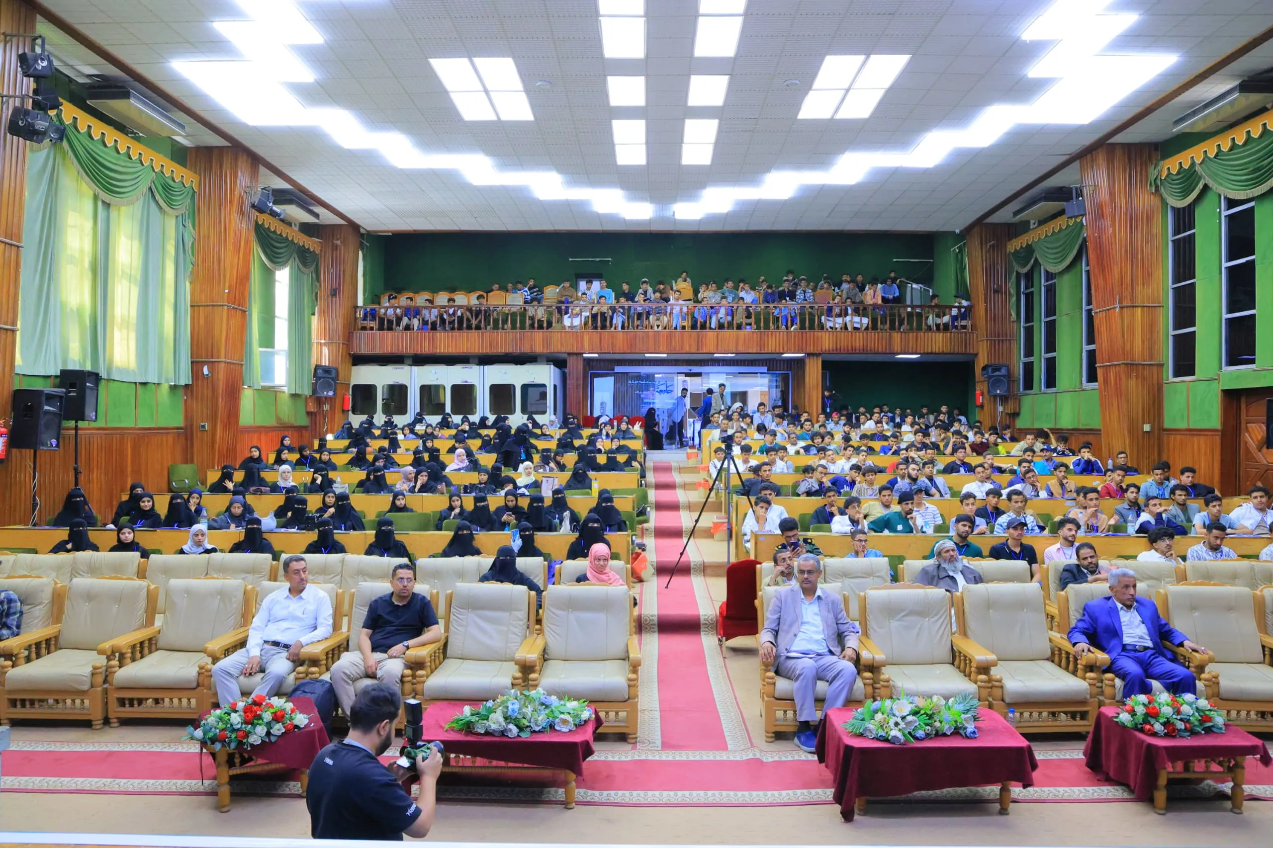 الجامعة الإماراتية الدولية تتألق في الملتقى الطلابي الأول لخريجي الثانوية العامة برعاية ماسية وحضور أكاديمي متميز