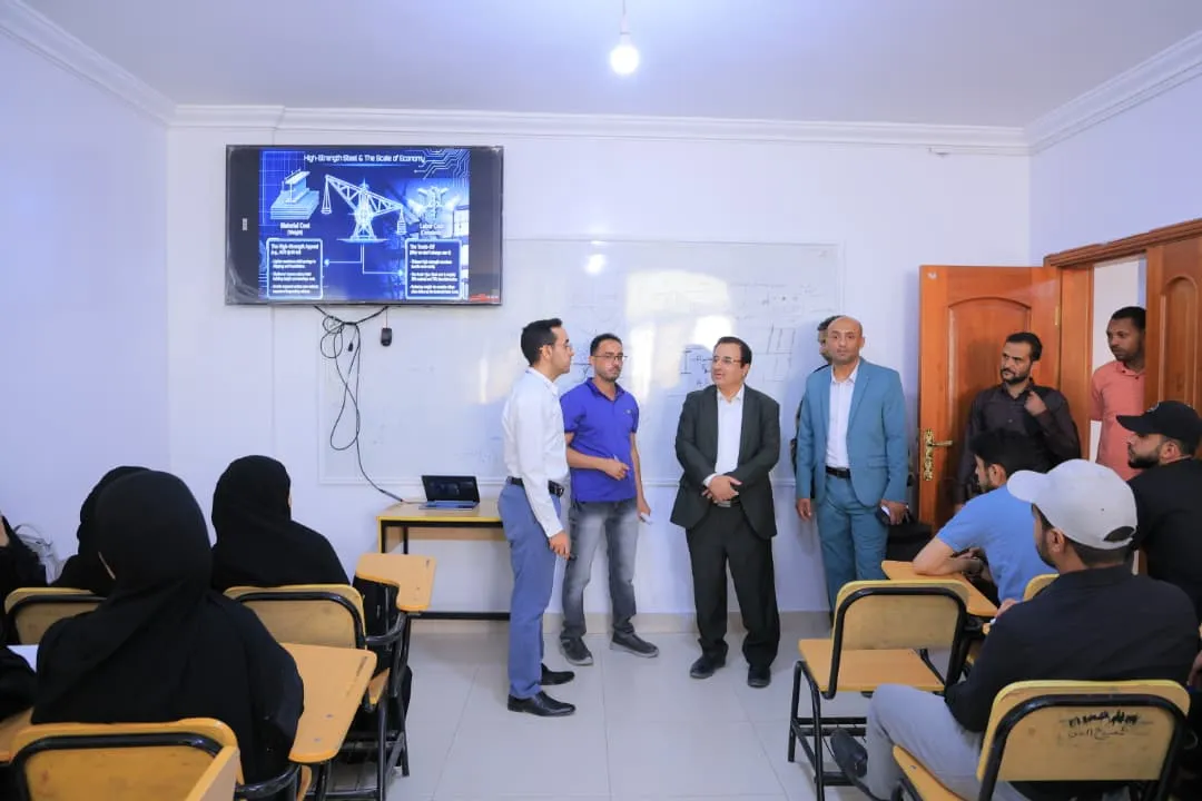 دشّن رئيس الجامعة، الدكتور خالد أحمد صلاح، انطلاق العملية التعليمية للعام الجامعي الجديد 1448هجري الموافق 2026-2027م
