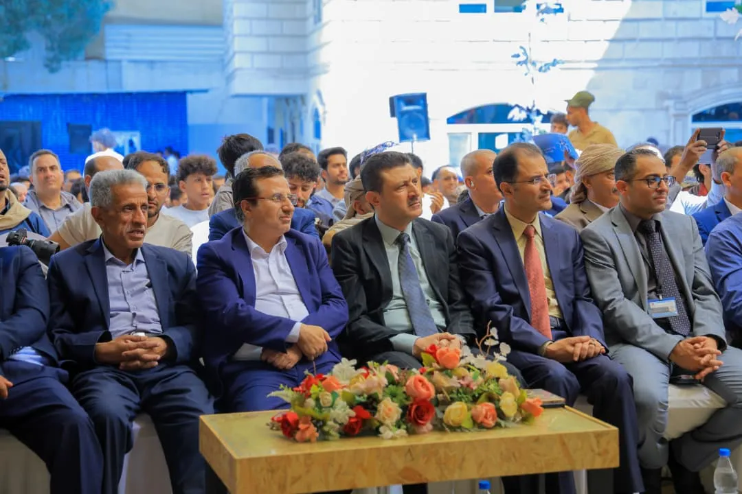 الجامعة الإماراتية الدولية تحتفي بتخريج دفعة "أنا لها" من كلية العلوم الإدارية والمالية