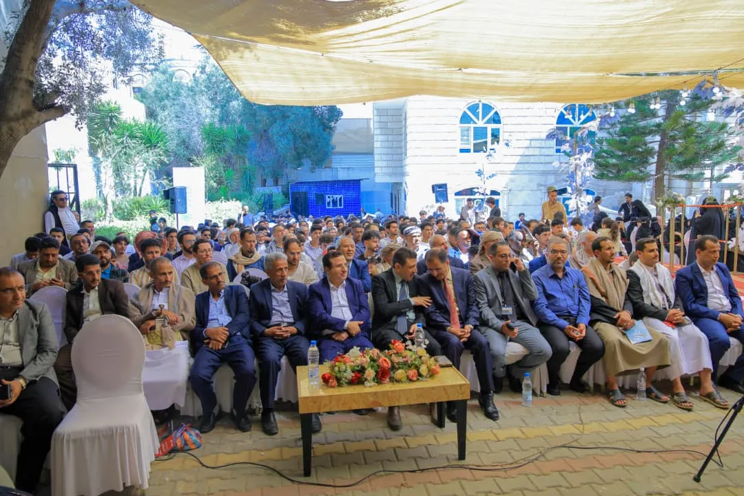 الجامعة الإماراتية الدولية تحتفي بتخريج دفعة "أنا لها" من كلية العلوم الإدارية والمالية