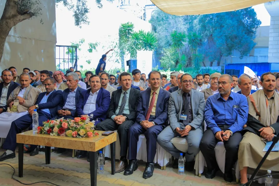الجامعة الإماراتية الدولية تحتفي بتخريج دفعة "أنا لها" من كلية العلوم الإدارية والمالية
