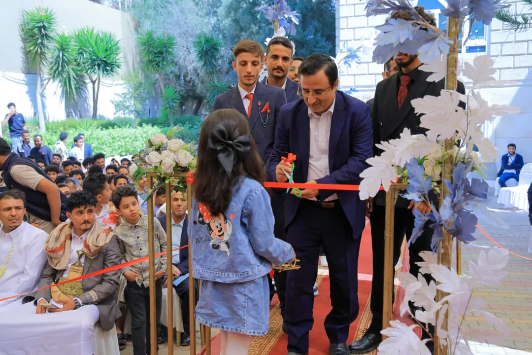 الجامعة الإماراتية الدولية تحتفي بتخريج دفعة "أنا لها" من كلية العلوم الإدارية والمالية