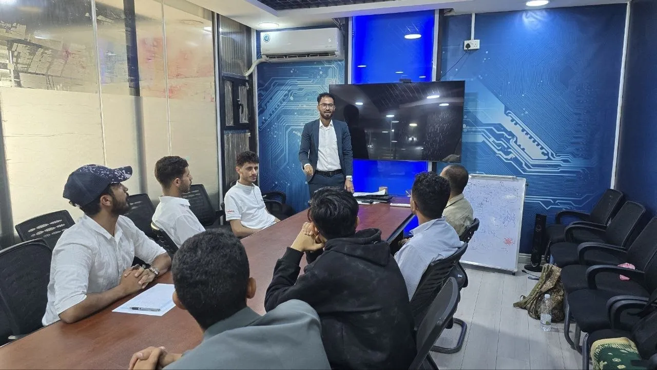 الجامعة الإماراتية الدولية تدشن التدريب العملي لطلاب الأمن السيبراني