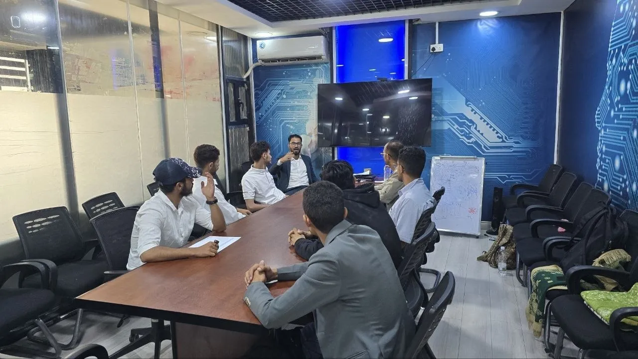 الجامعة الإماراتية الدولية تدشن التدريب العملي لطلاب الأمن السيبراني