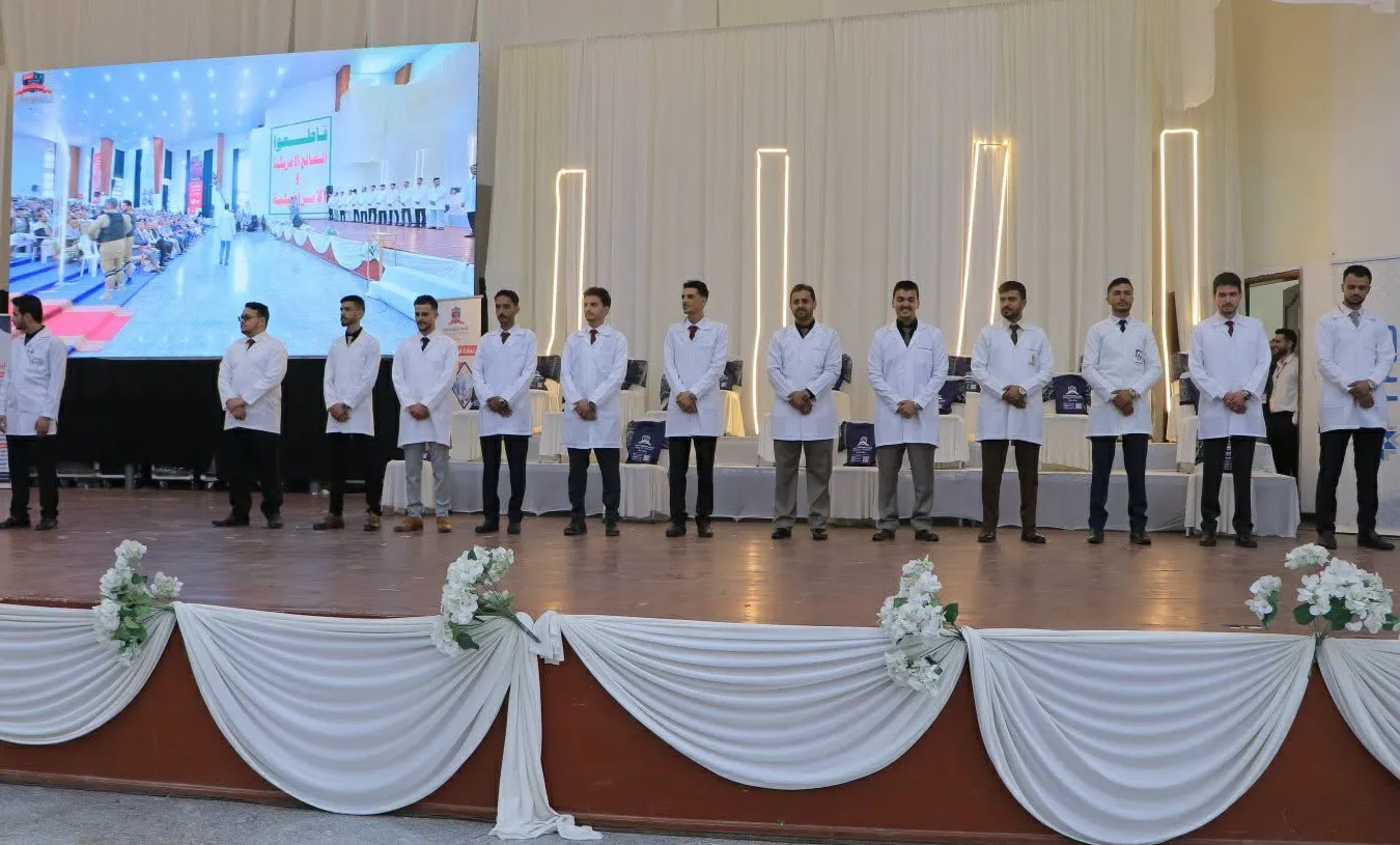 من مقاعد طب الأسنان إلى ميادين المهنة.. الجامعة الإماراتية الدولية تودّع دفعتها التاسعة بكفاءةٍ تُصنع وتميّزٍ يُرى