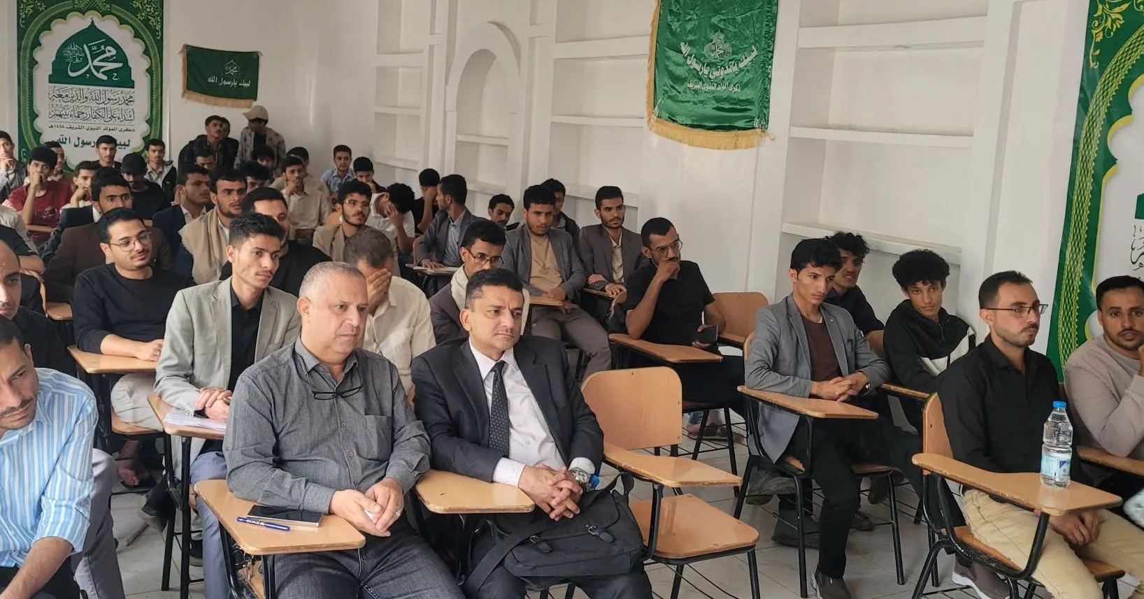 الجامعة الإماراتية الدولية تدشّن الندوات الثقافية في كلياتها إحياءً لذكرى المولد النبوي الشريف