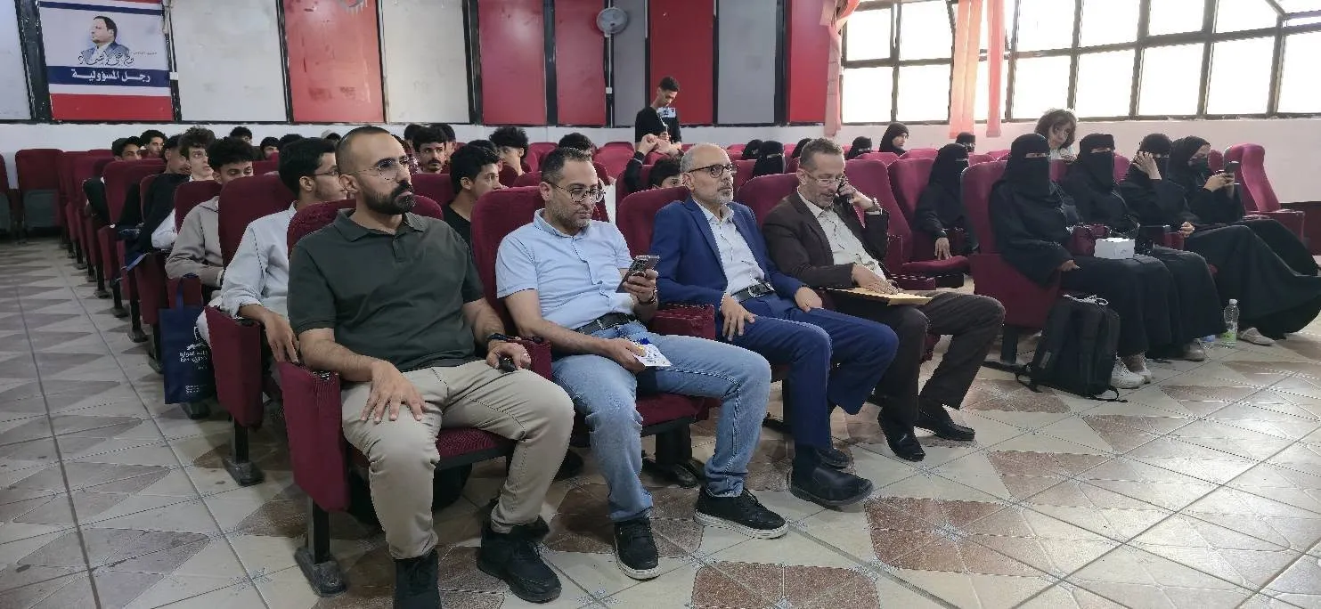 الجامعة الإماراتية الدولية تقيم ورشة: كيف تختار تخصصك الجامعي؟