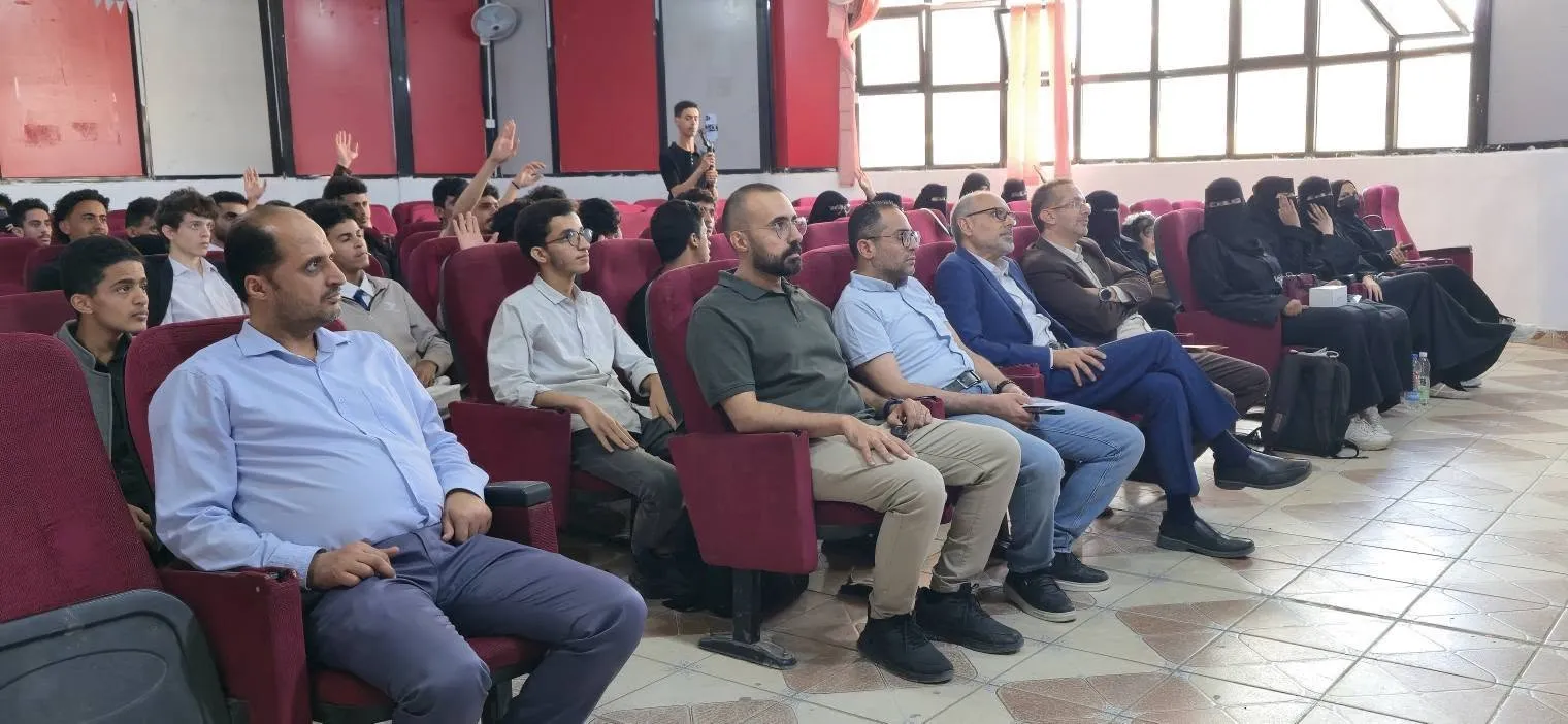 الجامعة الإماراتية الدولية تقيم ورشة: كيف تختار تخصصك الجامعي؟