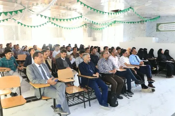 الجامعة الإماراتية الدولية تواصل تمكين طلبتها بمهارات المستقبل وتوظيف الذكاء الاصطناعي في البحث والتعلم