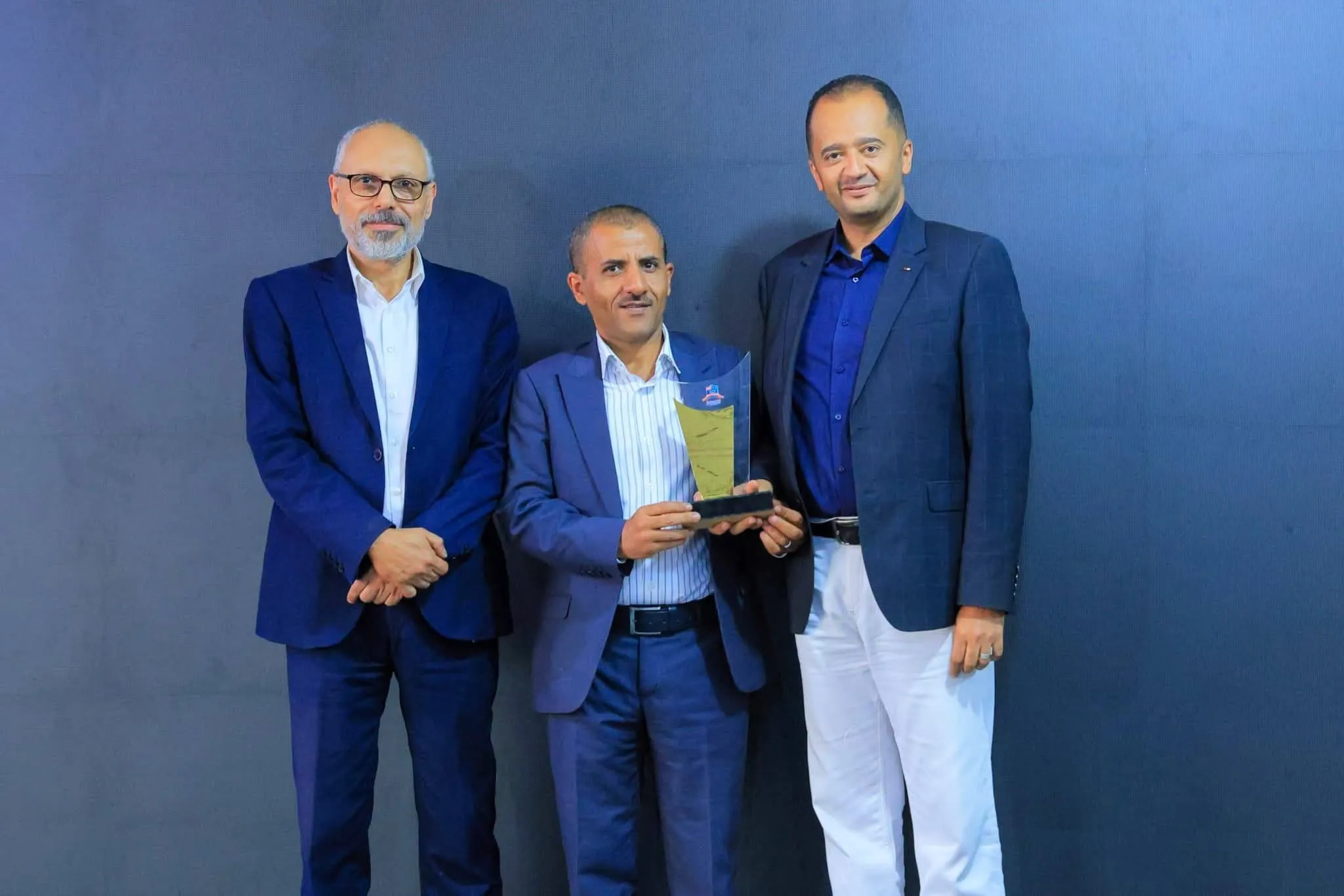 الجامعة الإماراتية الدولية تختتم الملتقى العلمي السنوي لكلية طب الأسنان 2026 بعد ثلاثة أيام من المعرفة والخبرات والتقنيات الحديثة