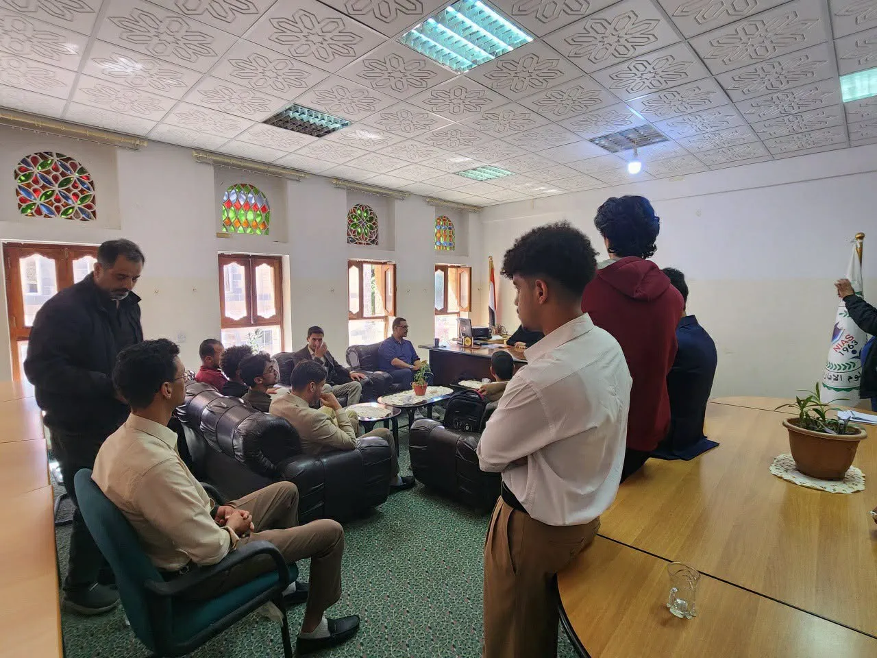 طلاب المحاسبة في زيارة علمية إلى المعهد الوطني للعلوم الإدارية للتعرّف على الأنظمة المحاسبية وتطبيقاتها