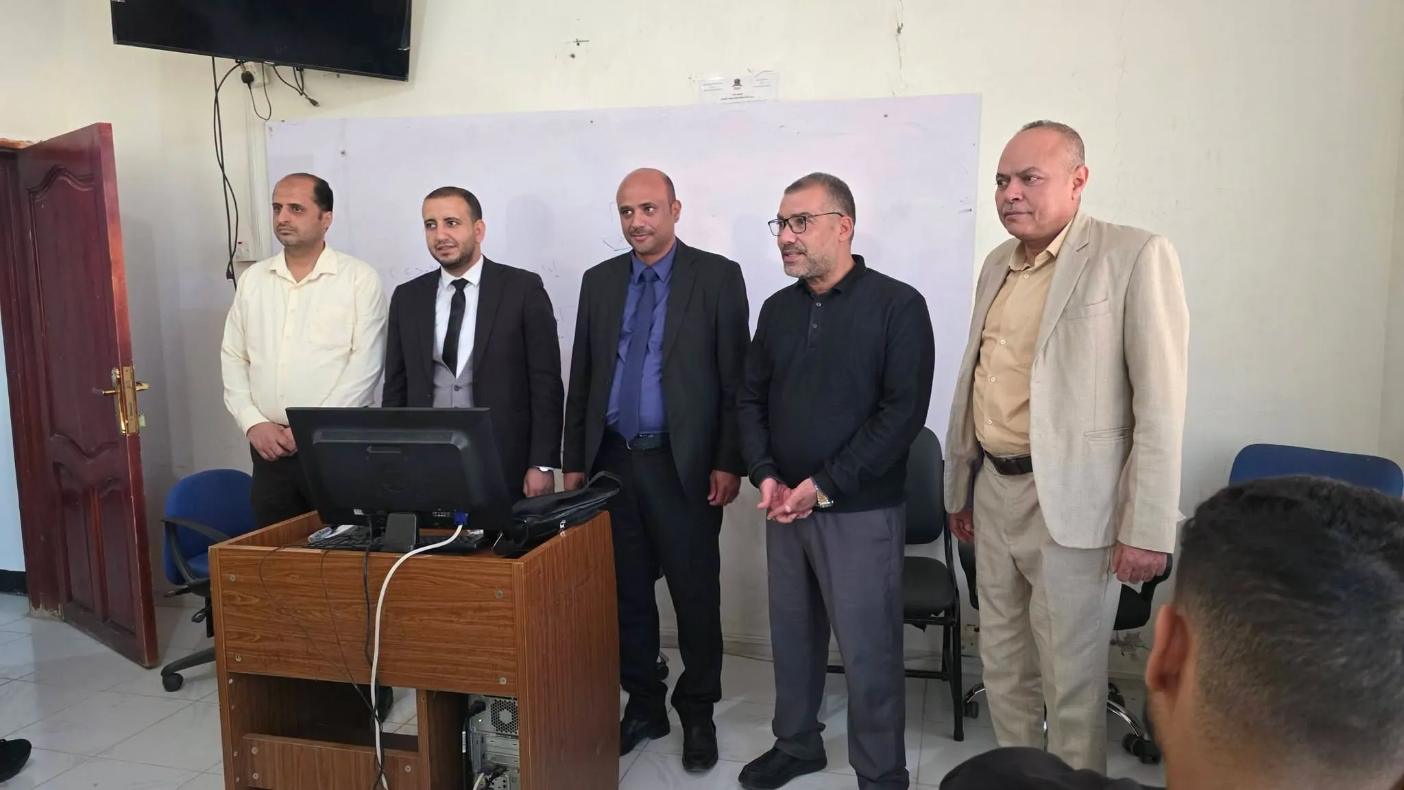 الجامعة الإماراتية الدولية تدشن دورتي «نظام التاجر» و«نظام الصراف» لتعزيز المهارات التطبيقية لطلبة المحاسبة