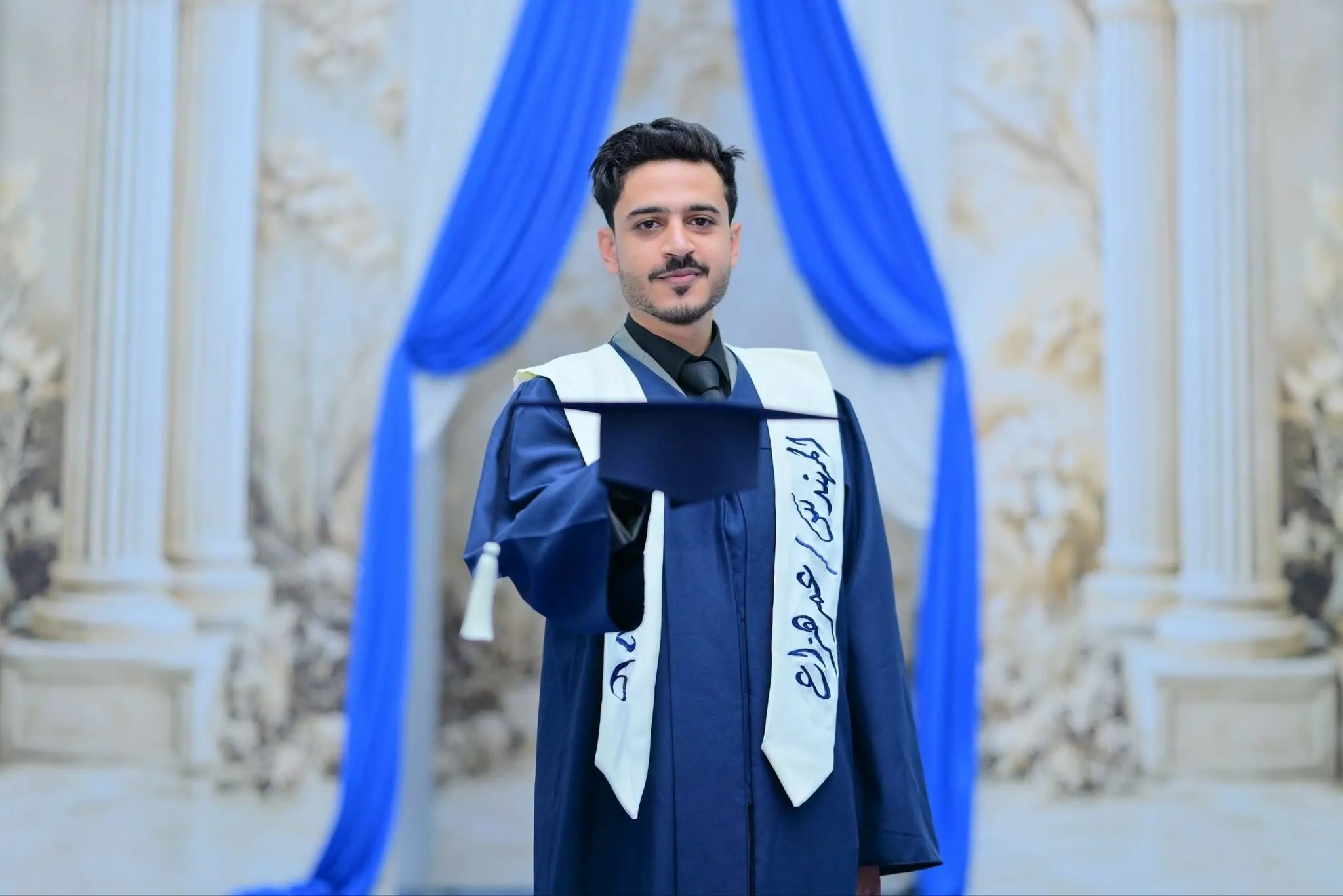 وداع مليء بالفخر والأمل: حفل فني طلابي لتوديع الدفعة الثامنة دفعة روافد وطن من تخصصات تكنولوجيا المعلومات وإدارة الأعمال الدولية