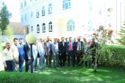 A ministerial committee assesses the university