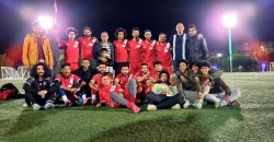 تأهل فريق الجامعة الإماراتية إلى نهائي دوري الجامعات اليمنية بعد فوزه على جامعة صنعاء بهدف دون مقابل