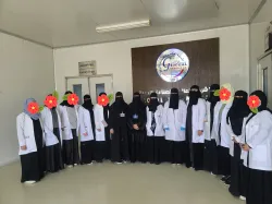 زيارة علمية لطالبات قسم الصيدلة السريرية المستوى السادس إلى مصانع الشركة العالمية لصناعة الأدوية ضمن مقرر الصيدلة الصناعية