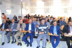 عمادة الدراسات العليا تنظم ندوة علمية حول تطبيقات الذكاء الإصطناعي في مجال الأعمال