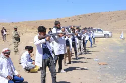 الجامعة الإماراتية الدولية تنظم مسيراً طلابياً حاشداً وتطبيق ميداني لـ 1,200 طالب من خريجي دورات "طوفان الأقصى"