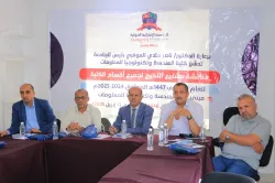 مناقشة مشروع تخرج إبتكاري لآلة CNC متقدمة لحفر لوحات الدوائر الإلكترونية لطلاب من قسم هندسة الميكاترونكس