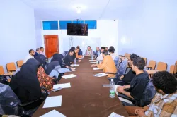 قيادة الجامعة تعقد لقاءً موسعاً مع مندوبي الدفع في جميع تخصصات المستوى الأول في كلية الهندسة