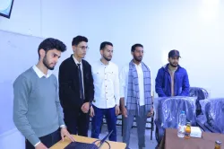 استمرار مناقشة خطط مشاريع وأبحاث التخرج بكلية العلوم الإدارية والمالية للعام الجامعي 1447هـ