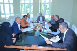 رئيس الجامعة يلتقي كادر كلية الهندسة وتكنولوجيا المعلومات للوقوف على سير العملية التعليمية