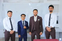 من خيوط الحرفة إلى حلول التقنية الذكية.. طلبة الجامعة الإماراتية يبتكرون منصة رقمية لإدارة محلات الخياطة باحترافية عالية