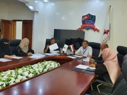 مركز التطوير وضمان الجودة بالجامعة الإماراتية الدولية يعقد اجتماعه الدوري لمتابعة خطط الجودة والارتقاء بالأداء الأكاديمي